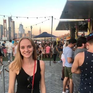 Meet your Posher, Hailey